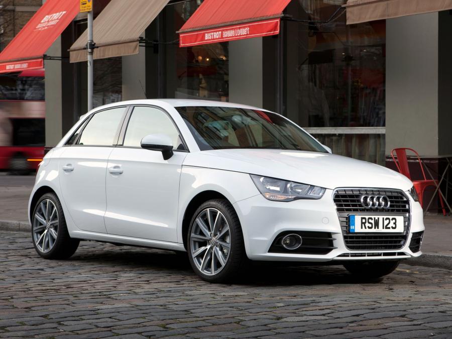  Audi A1 Sportback TFSI 2012 года  (UK) (фото 8 из 21)